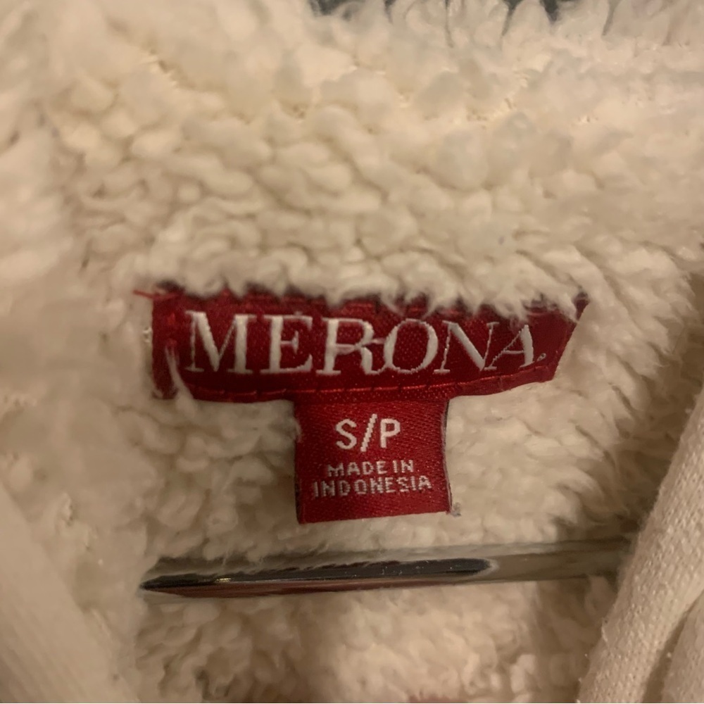 Women’s Merona Zippered Jacket - Picture 3 of 5
